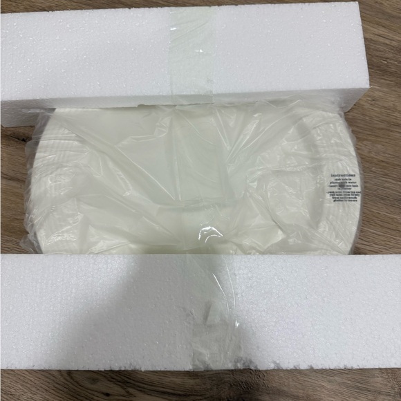 Nora Fleming Pinstripes round platter - Picture 4 of 5